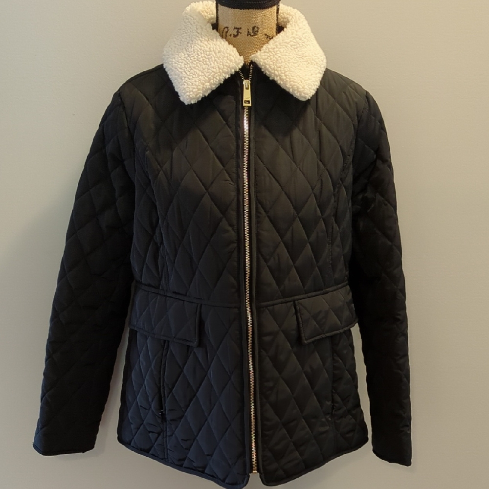 MICHAEL Michael Kors Black Quilted Ski Jacket with White Collar